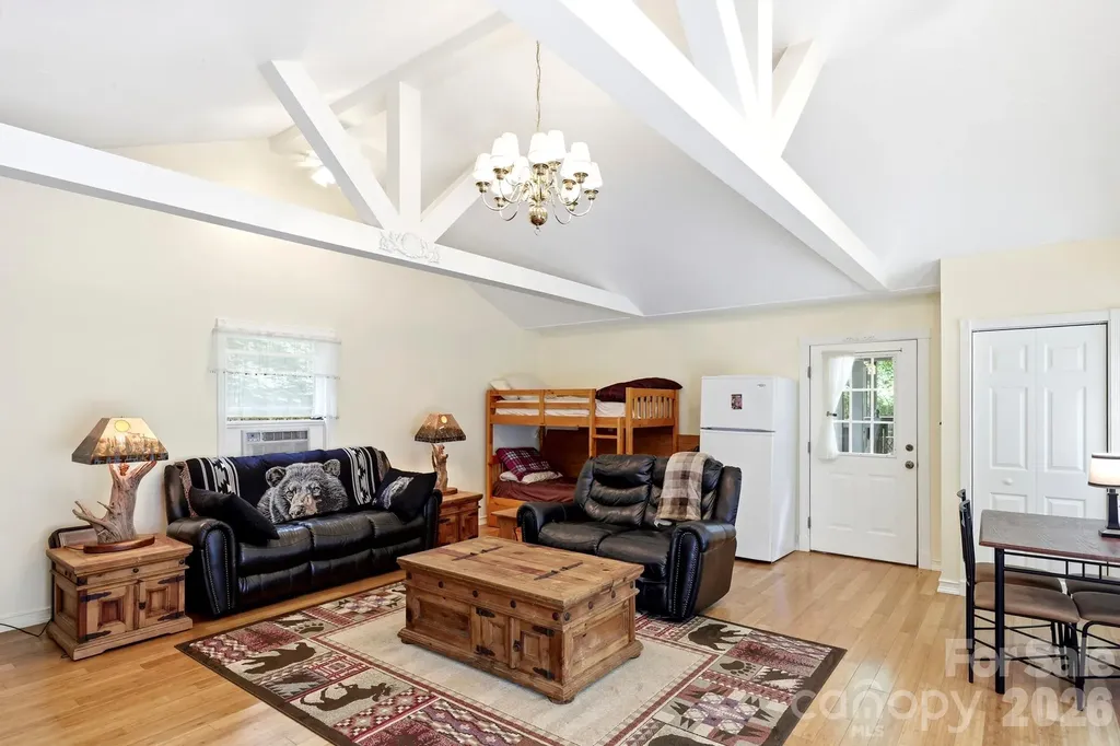 37 Pine Bluff Road Hendersonville NC 28792
