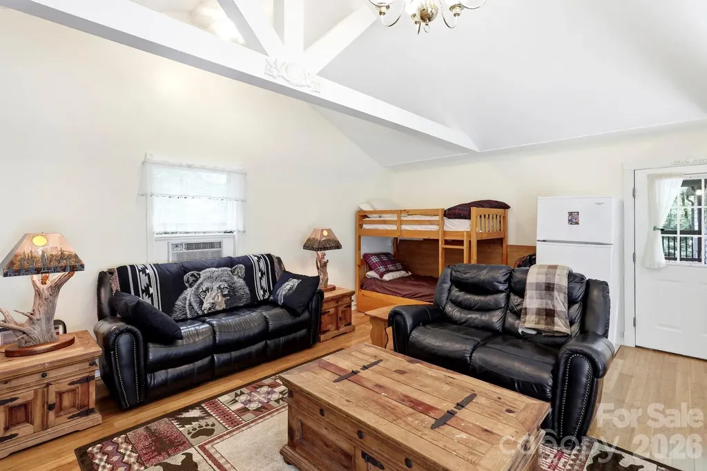 37 Pine Bluff Road Hendersonville NC 28792