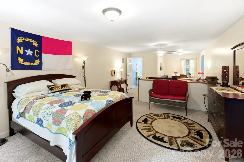 37 Pine Bluff Road Hendersonville NC 28792