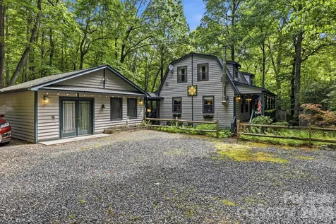 37 Pine Bluff Road Hendersonville NC 28792