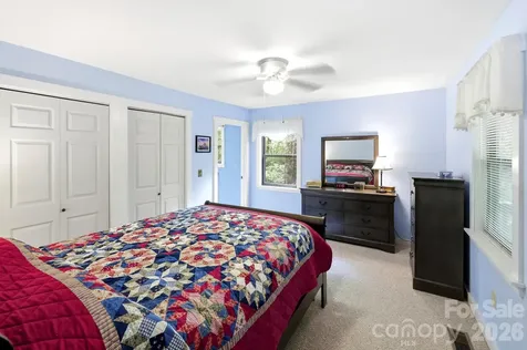 37 Pine Bluff Road Hendersonville NC 28792