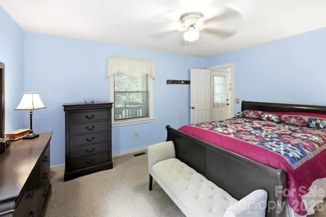 37 Pine Bluff Road Hendersonville NC 28792