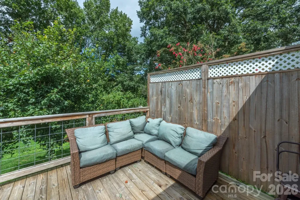16 Oakley Dogwood Drive Asheville NC 28803