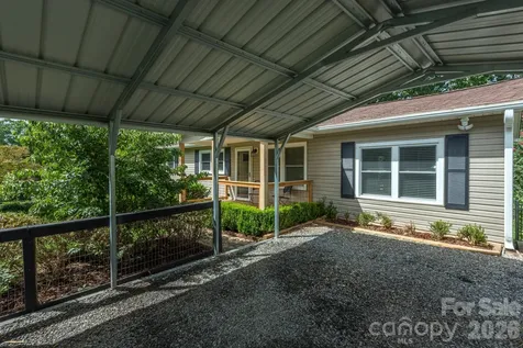 16 Oakley Dogwood Drive Asheville NC 28803