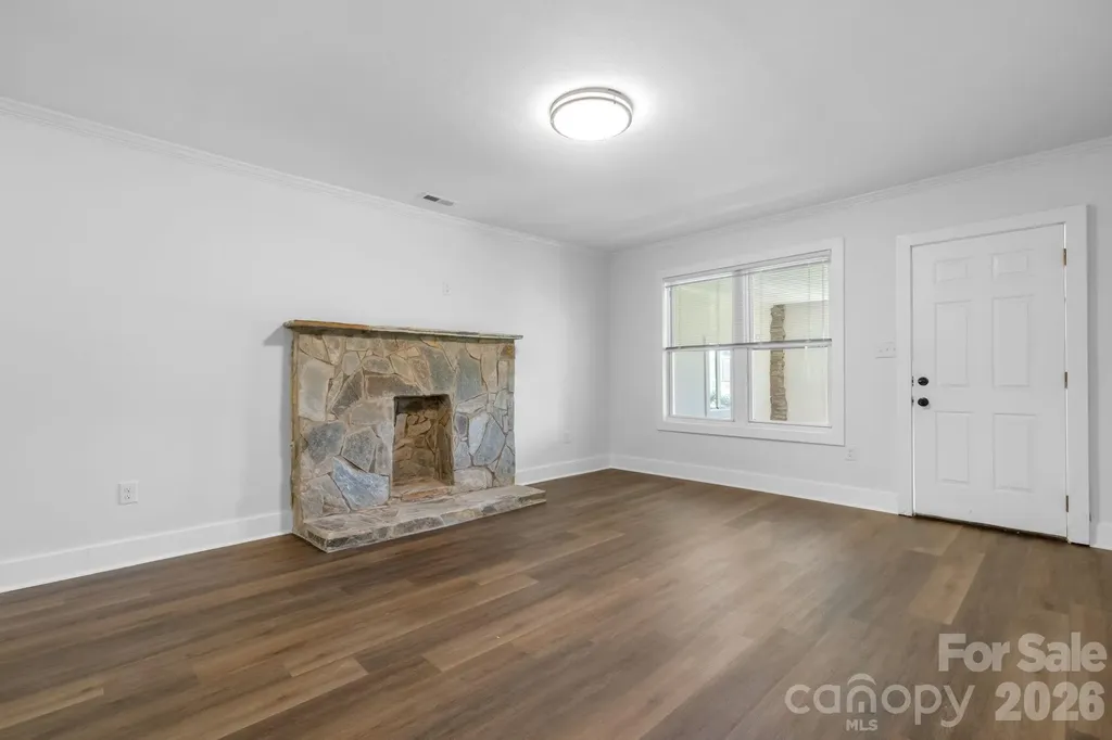 65 Mcdowell Street Old Fort NC 28762