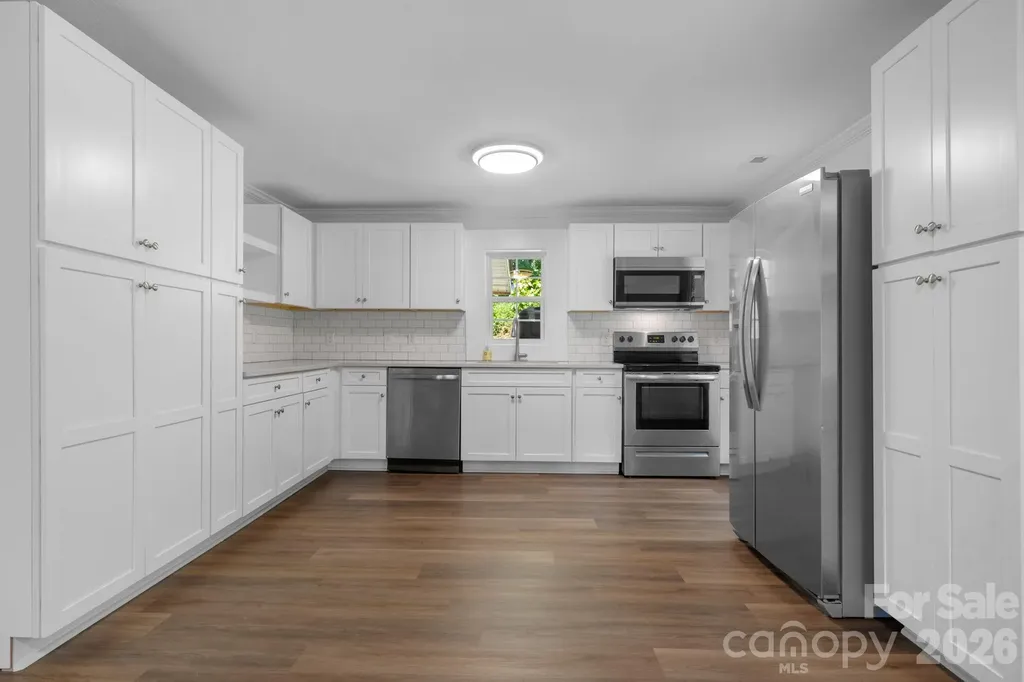 65 Mcdowell Street Old Fort NC 28762