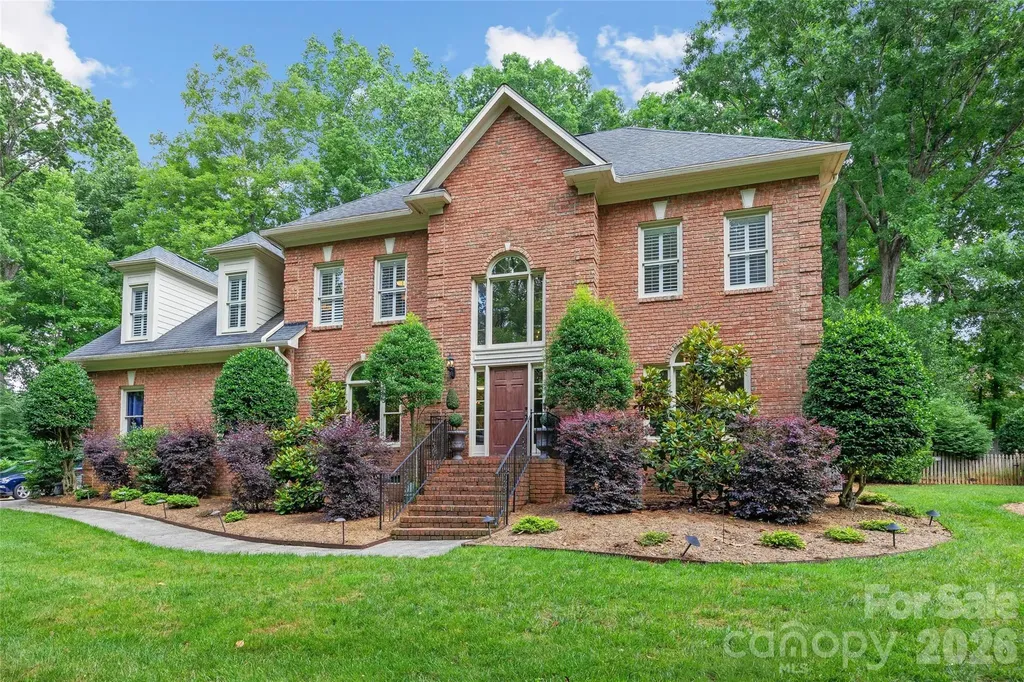 4709 Coburn Court Charlotte NC 28277