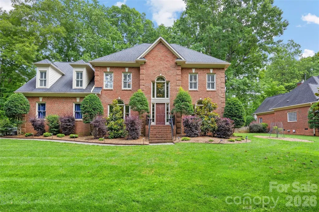 4709 Coburn Court Charlotte NC 28277