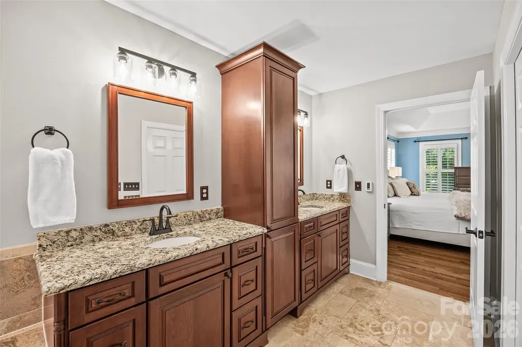 4709 Coburn Court Charlotte NC 28277