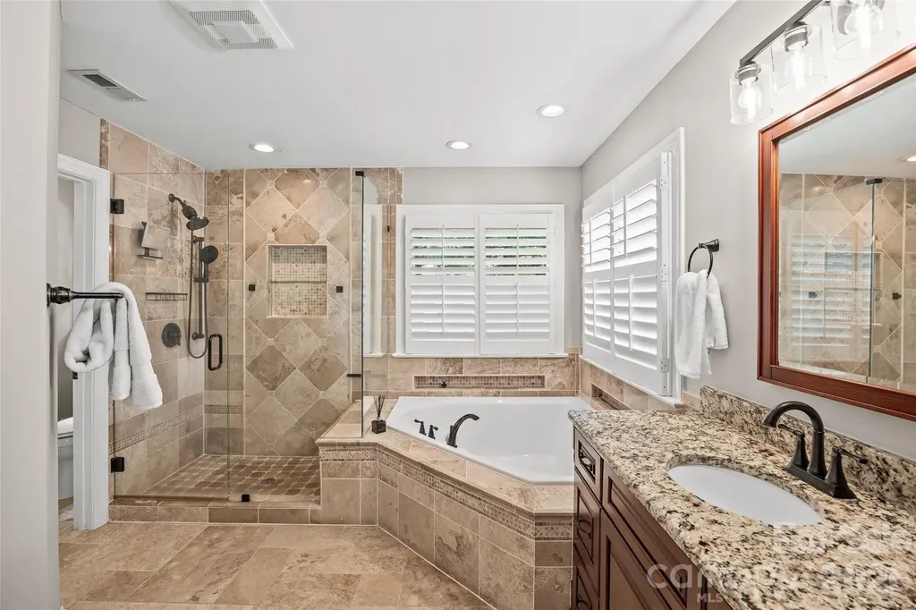 4709 Coburn Court Charlotte NC 28277