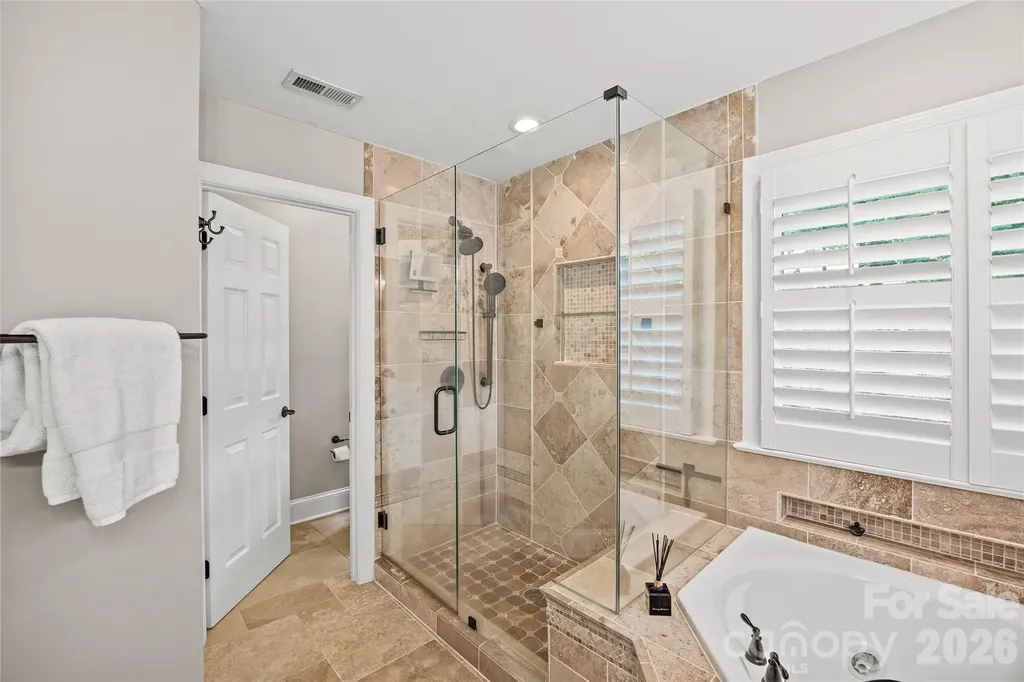 4709 Coburn Court Charlotte NC 28277