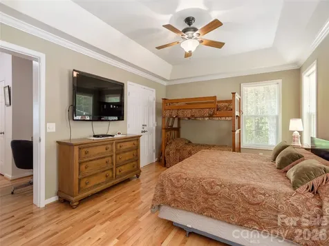 166 Virginia Brock Road Lake Toxaway NC 28747