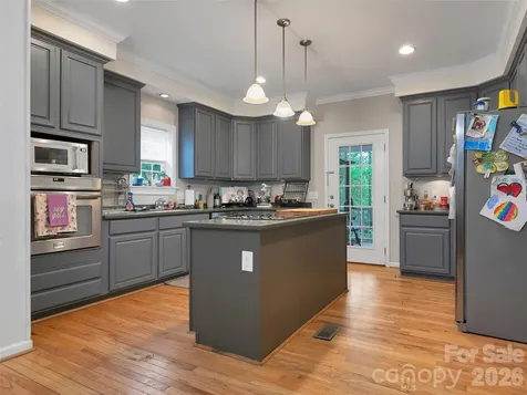 166 Virginia Brock Road Lake Toxaway NC 28747