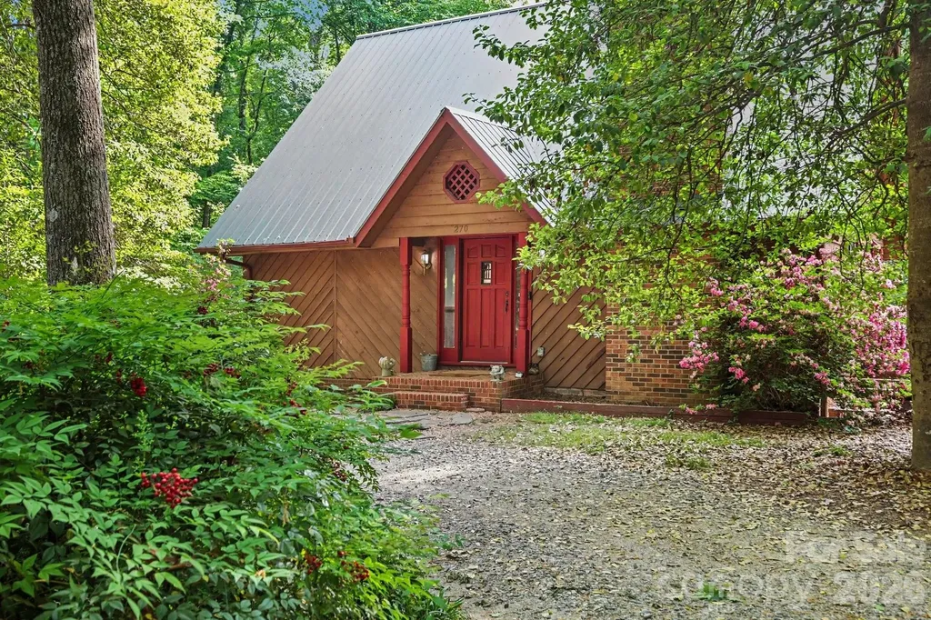 270 Oakland Avenue Mocksville NC 27028
