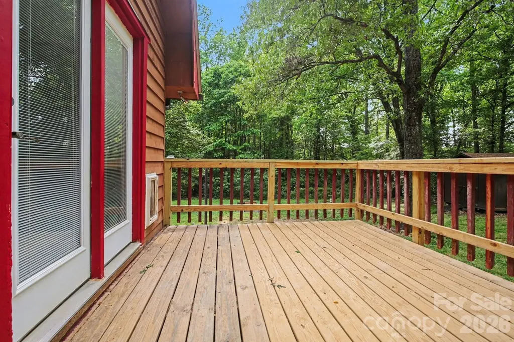 270 Oakland Avenue Mocksville NC 27028