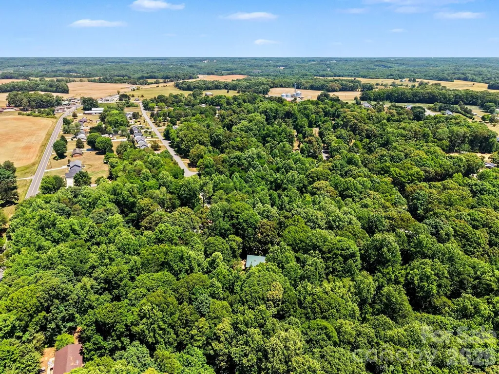 270 Oakland Avenue Mocksville NC 27028
