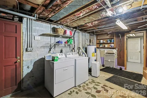 270 Oakland Avenue Mocksville NC 27028