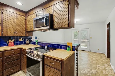 270 Oakland Avenue Mocksville NC 27028
