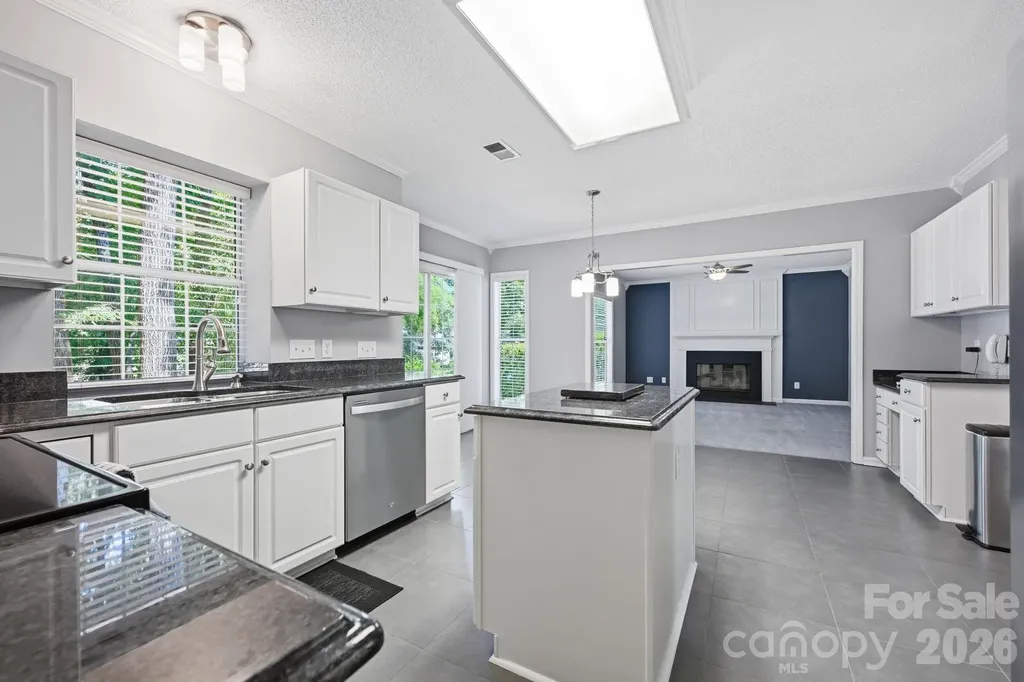 5910 Chinquapin Court Charlotte NC 28269