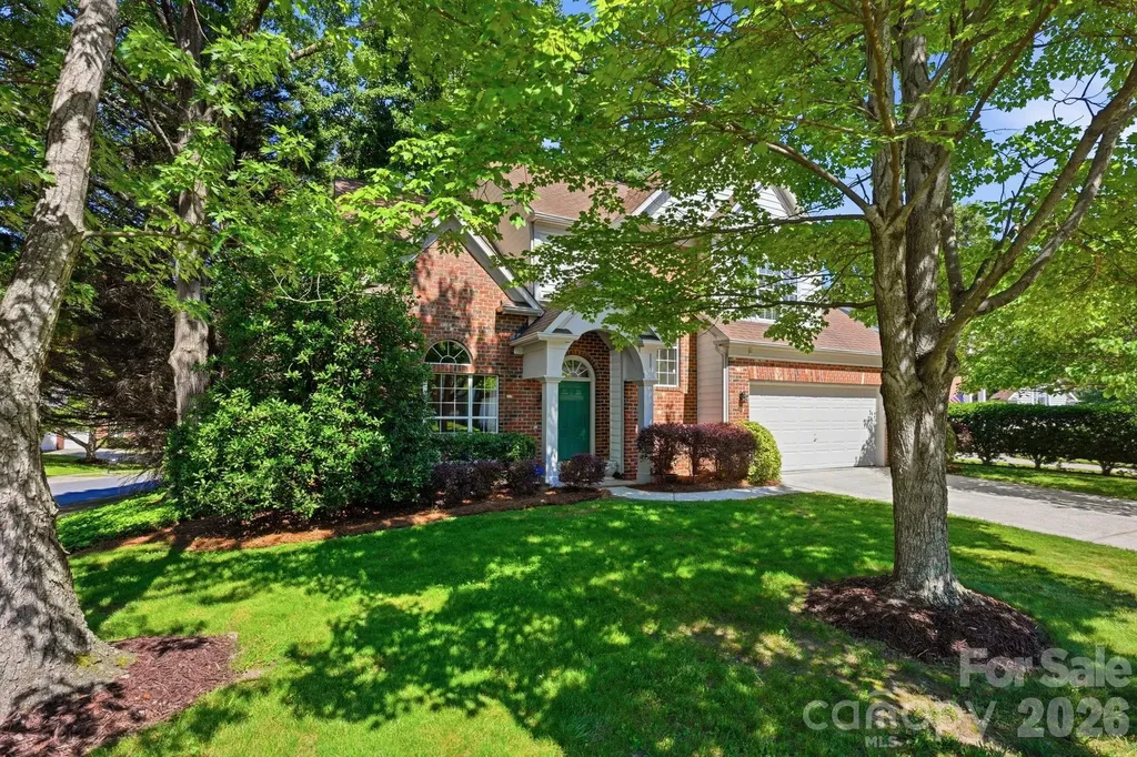 5910 Chinquapin Court Charlotte NC 28269