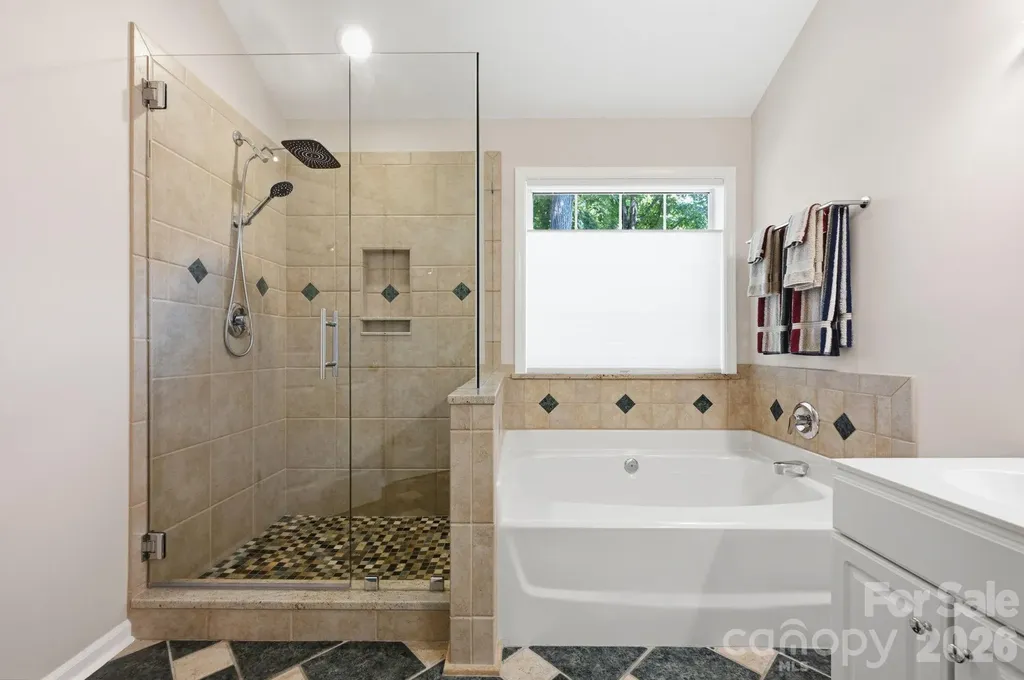 5910 Chinquapin Court Charlotte NC 28269
