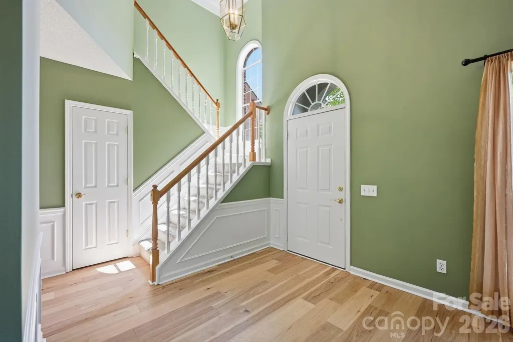 5910 Chinquapin Court Charlotte NC 28269
