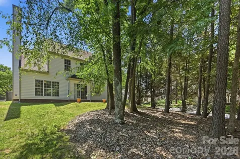 5910 Chinquapin Court Charlotte NC 28269