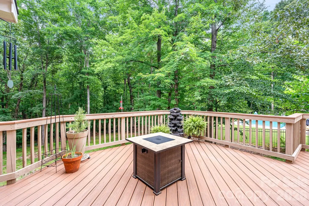 1209 High Brook Drive Waxhaw NC 28173