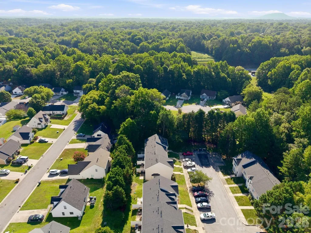 6123 Dane Drive Dallas NC 28034