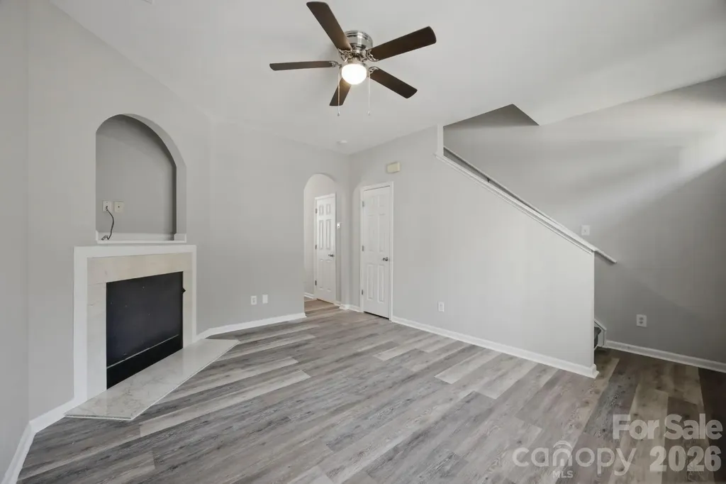 6123 Dane Drive Dallas NC 28034