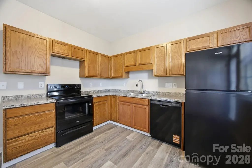 6123 Dane Drive Dallas NC 28034