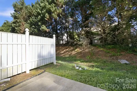 6123 Dane Drive Dallas NC 28034