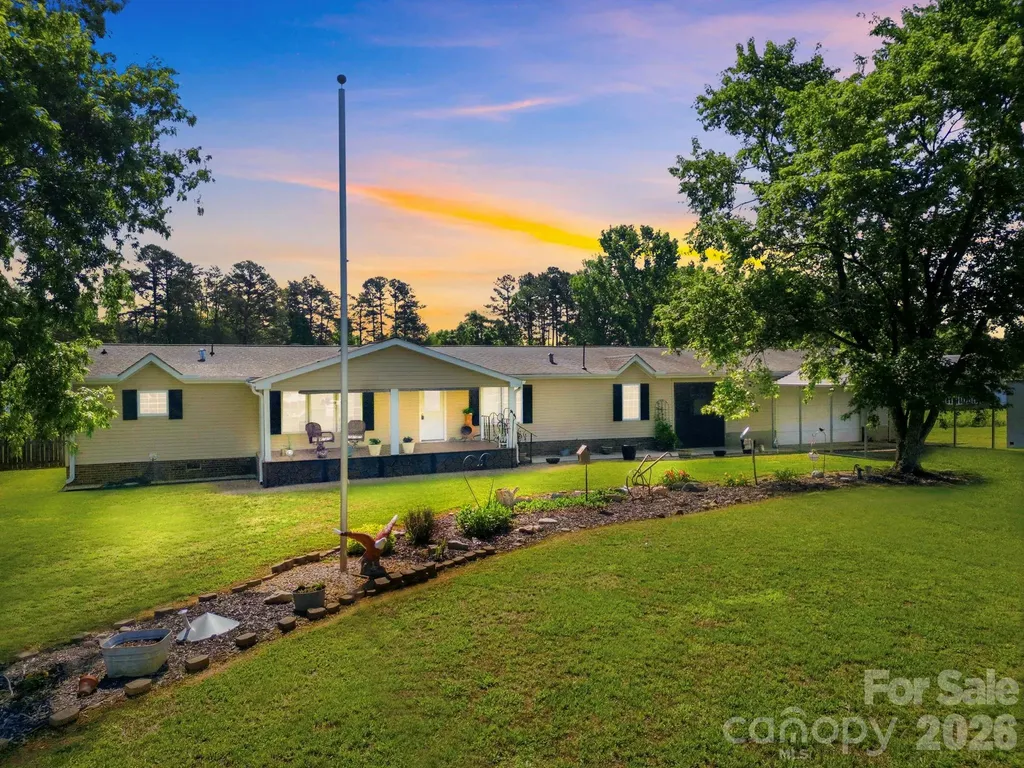 165 Grand Oaks Drive Rockwell NC 28138