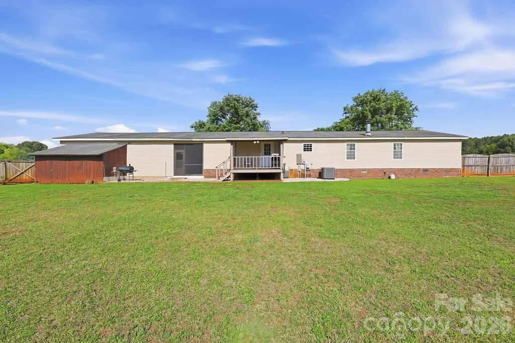 165 Grand Oaks Drive Rockwell NC 28138