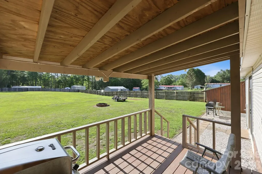 165 Grand Oaks Drive Rockwell NC 28138
