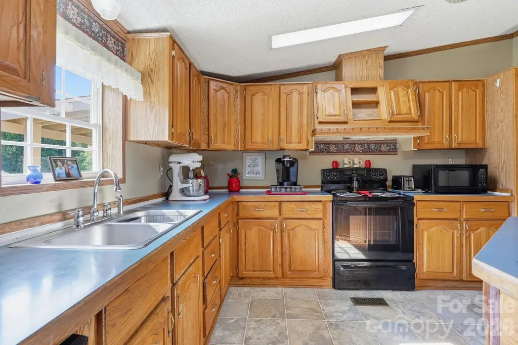 165 Grand Oaks Drive Rockwell NC 28138