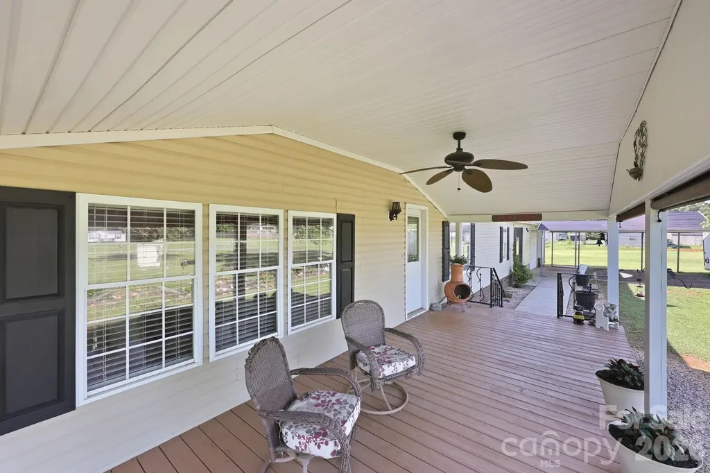 165 Grand Oaks Drive Rockwell NC 28138