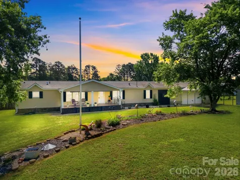 165 Grand Oaks Drive Rockwell NC 28138