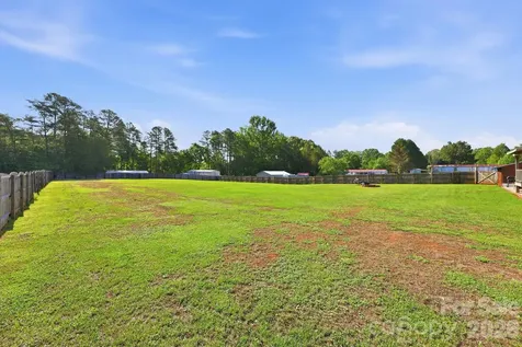 165 Grand Oaks Drive Rockwell NC 28138