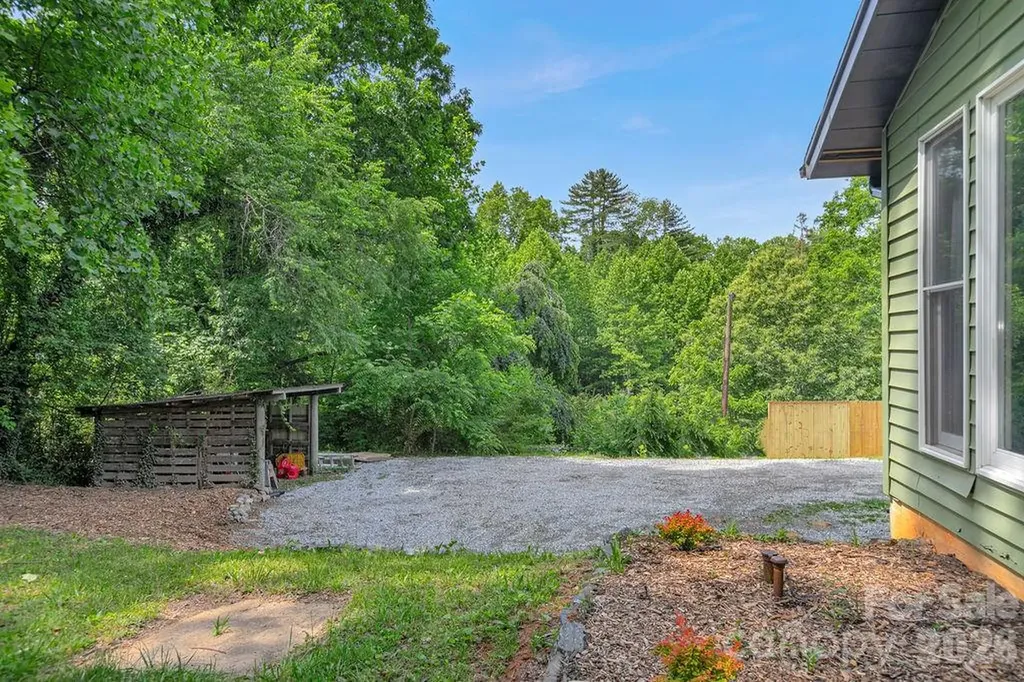 113 Byrd Lane Brevard NC 28712