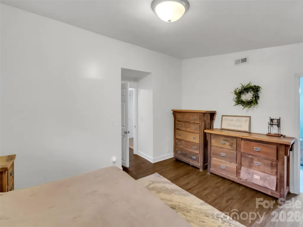 126 Arrowwood Way Canton NC 28716