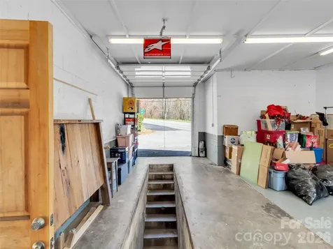 126 Arrowwood Way Canton NC 28716