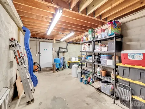 126 Arrowwood Way Canton NC 28716