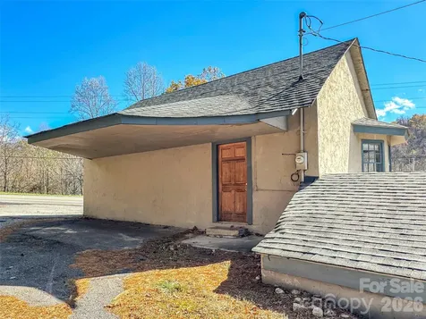 126 Arrowwood Way Canton NC 28716