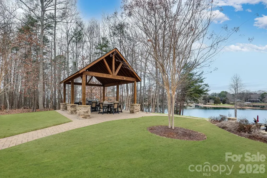 106 Nablus Trail Mooresville NC 28117