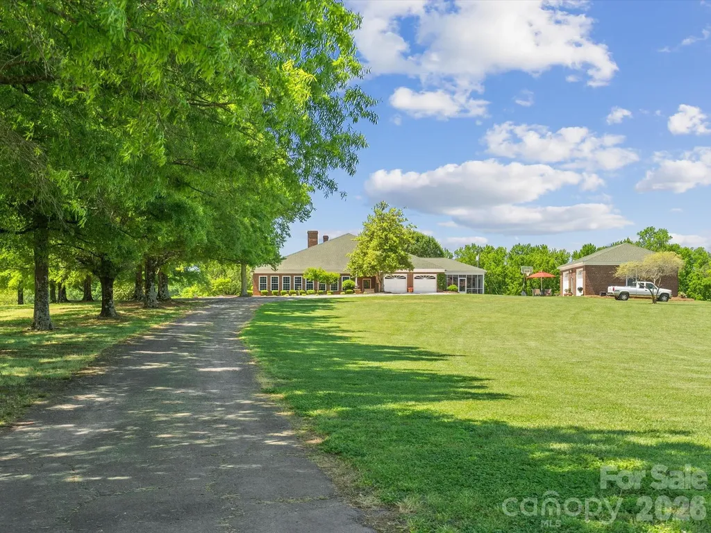 4809 Us 74 Highway Wingate NC 28174