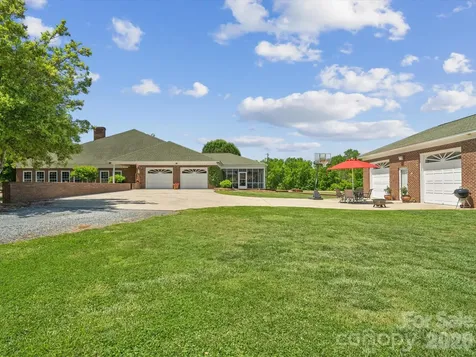 4809 Us 74 Highway Wingate NC 28174