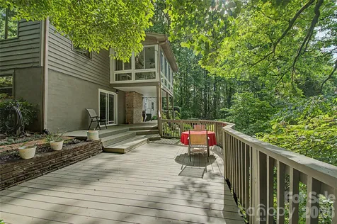 383 Ravenwood Lane Horse Shoe NC 28742