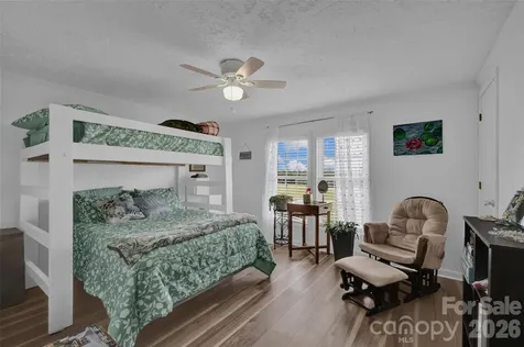 1008 Pine Ridge Drive Hamptonville NC 27020