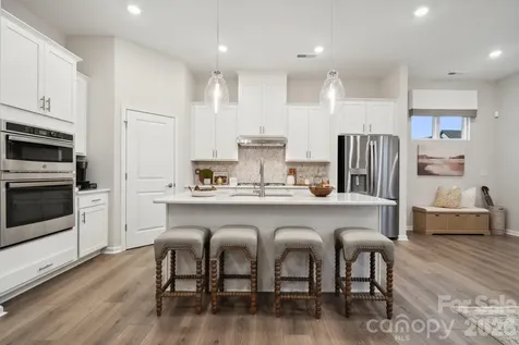 21229 Lake Run Drive Charlotte NC 28278